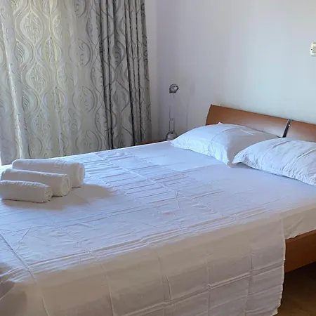 Alen G-b Apartamento Makarska